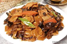 末伏多晒些土豆干，到冬天炖肉炒肉，比新鲜土豆都美味，教您方法图片
