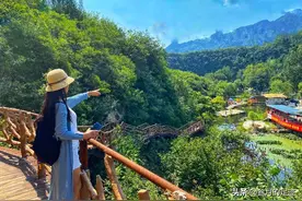 适合家人出游的京郊免费景点，穿山洞，跨小溪，绿水青山好风景图片