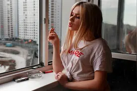 莫等闲，白了少年头，空悲切图片