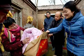 生育率连年下降，真的需要全力提高数据吗？很多事情都变了图片