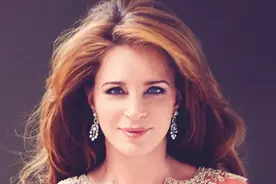 约旦最美王后宫斗失败远走美国？民众：美成这样不需要斗图片