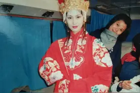 电影《大话西游》定妆工作照，紫霞、白晶晶、春三十娘、铁扇公主图片