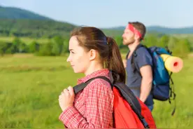 男人怎样说话女人喜欢？图片