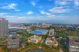 江苏有一座县市，即将开通连淮扬铁路，人称“世界眼镜之都”图片