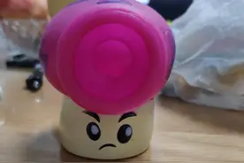 植物大战僵尸玩具---蘑菇头图片