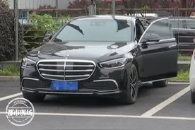 南昌：花110万元买奔驰，才几天就故障频出！车主：修了10多次图片