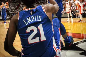 被小加索尔击溃后的恩比德，新赛季发生了什么变化？图片