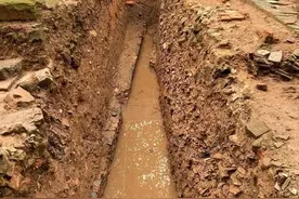 越南考古发现1300年前遗迹，最早是唐朝军城，后成为五朝古都皇宫图片