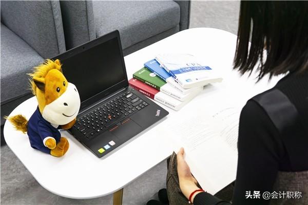 年底是该跳槽加薪了！财务“简历”这么写，通过率高达90%以上