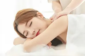 按摩好处多，不过有“2个位置”，女性朋友尽量少碰，对健康不利图片