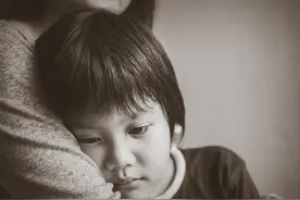 “宁可生没出息的儿子，也不要有出息的女儿”这位爸爸的话很现实图片