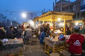 中国“最晚睡觉”的地方，晚上9点天还大亮着，你知道是哪里吗？图片