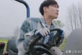 于谦周杰伦为摩托车考证，吴京有飞机驾照，不如张艺兴的驾照稀缺图片