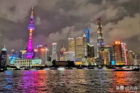 在上海两千多万的人口中，能在上海长期定居的，其实只有这三类人图片