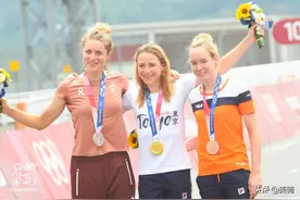 单车美女丨不想搞科研所以骑车 大器晚成的范弗勒滕图片