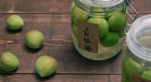 日本流行的梅酒，其实是从中国传入，连原料的中日发音都几乎一样