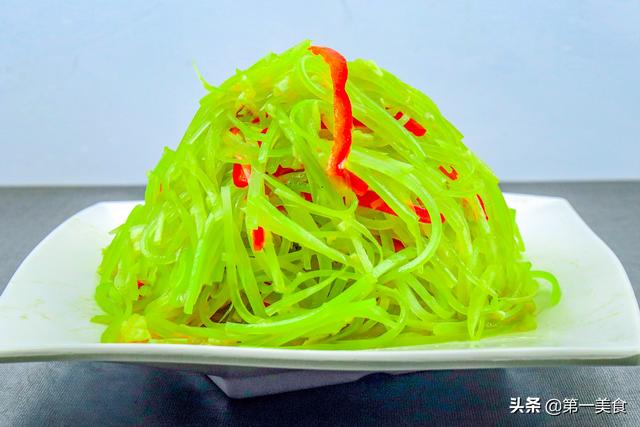 莴笋丝不要清炒了，试试这样凉拌，清脆爽口又好吃