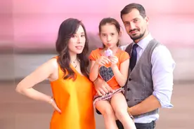 47岁女星将与外国男模结婚！两人女儿已9岁，或带孩子去欧洲读书图片