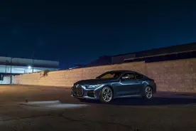 2021款宝马M440i：运动依旧与你同在的宝马Coupe图片