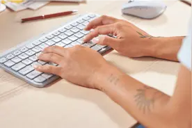 i评测——罗技MX Keys Mini键盘：高颜值 小巧舒适 三台设备一键切换图片