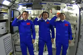3名航天员在太空可以收看奥运会直播吗？是通过什么技术实现的？图片