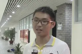 网上盛传的4张贫富对比照：孩子之间的真实差距，在于教育和修养图片