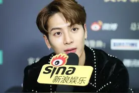 王嘉尔每次到洛阳，都会去王一博家，原因很搞笑图片