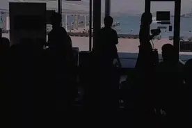 特别讽刺的短句文案图片