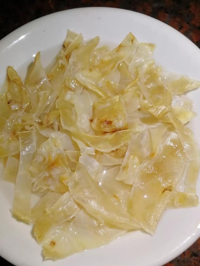 咳嗽可以喝花生花胶汤吗 咳嗽可以喝花生花胶汤吗宝宝