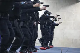 【大练兵】燃炸！带你了解北京反恐特警靶场训练日常！图片