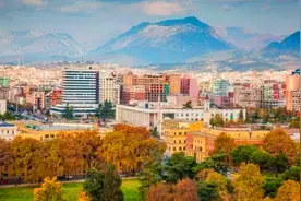 阿尔巴尼亚：一个被领导人和资本家联手毁掉的国家图片