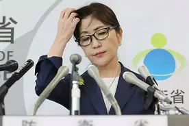 日本花瓶政客稻田朋美：昙花一现的国防负责人，终成为安倍的棋子图片