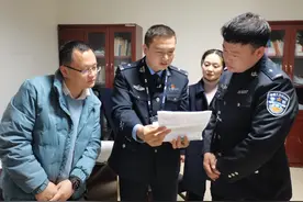 “刑警就是用尖刀和拳头保卫人民群众的安全”图片