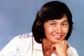 三代同堂！香港歌神许冠杰72岁生日，歌瘾发作全家一起组乐队图片