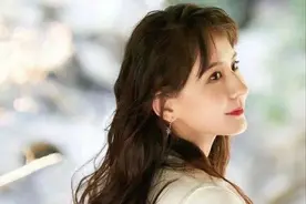 艳压过佟丽娅，33岁的热依扎未婚生子：悄悄怀孕然后惊艳大家？图片