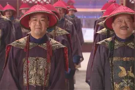 嘉庆问和珅：你贪的钱，能花完吗？和珅说了什么？让嘉庆哑口无言图片