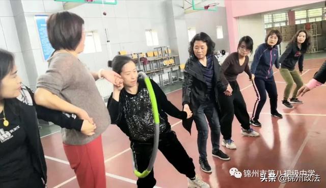 运动会通讯稿范文 运动会通讯稿范文300字(图14) 运动会通讯稿范文 运动会通讯稿范文300字(图14)
