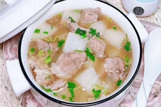 鎵嬭剼鍐板噳銆佽儍瀵掕吂鐥涖€侀槼铏氫笉瀛曪紝琛ヨ櫄澹槼鈥斾腑鍖诲啲瀛ｅ吇鐢熻瘽缇婅倝