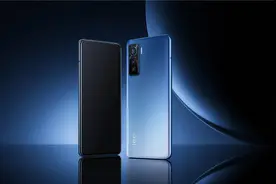 10周年等于18个月  iQOO 5系列的追求和进击图片