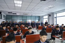 ​108万网友在线围观的警校生活，想看吗？图片