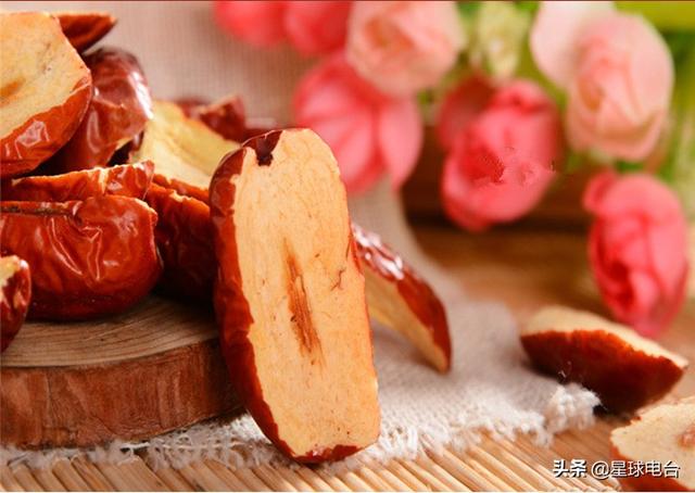 花胶炖牛奶结块能吃吗 2026年花胶炖牛奶结块能吃吗图片 花胶炖牛奶结块能吃吗 2026年花胶炖牛奶结块能吃吗图片