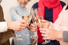 掌握4个喝酒秘诀，过年聚会喝酒少伤身！附靠谱解酒方法图片