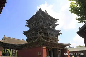 去山西万荣探访国宝级的飞云楼 榫卯木质斗拱如云朵簇拥堪称一绝图片