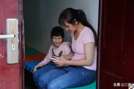 女童患怪病每天对人笑，妈妈以为她是天使，看到诊断书后痛哭不已图片