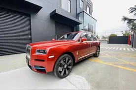 最红的钓鱼座 超稀有劳斯莱斯库里南内红外红实拍图片