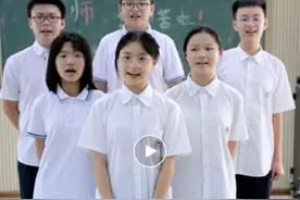 啥叫“演技炸裂”？海南这群学生演的“老师”绝了图片