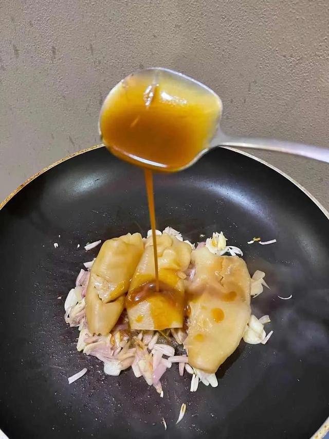 爆花胶煮法 2025年爆花胶汤的功效与作用