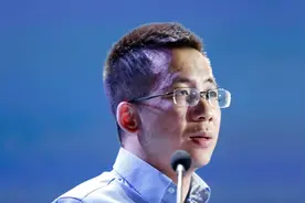 ​张一鸣不服气图片