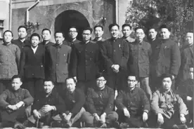 空难中的中国信使图片