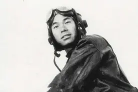 70年代，杨国祥驾机投掷氢弹，失败后拒不跳伞，后来怎样了？图片